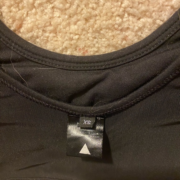 Balance sports bra - Picture 3 of 3